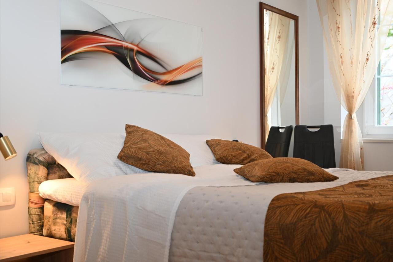 Apartman Dominovic Omiš Exterior foto