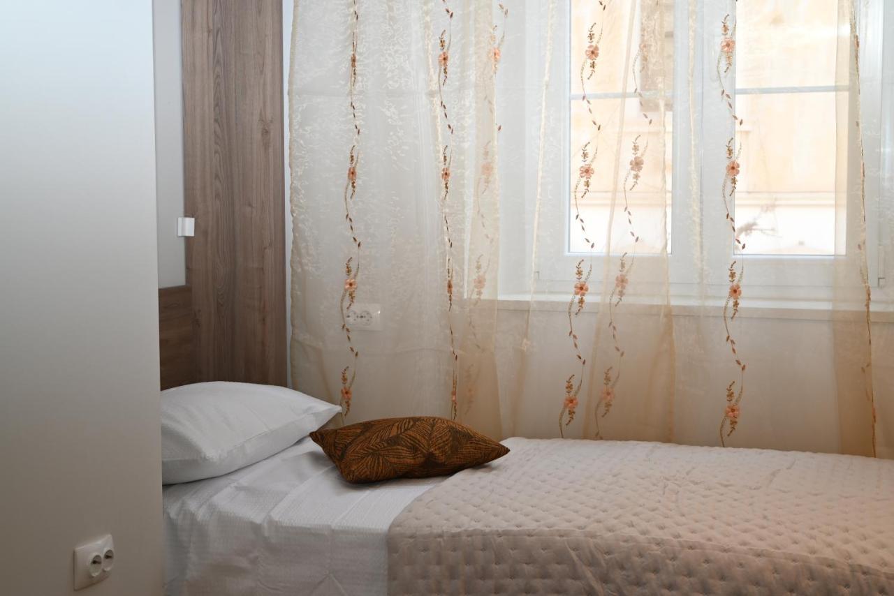Apartman Dominovic Omiš Exterior foto