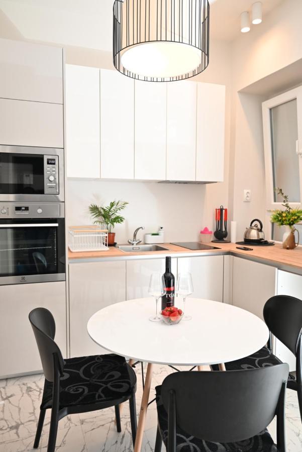 Apartman Dominovic Omiš Exterior foto
