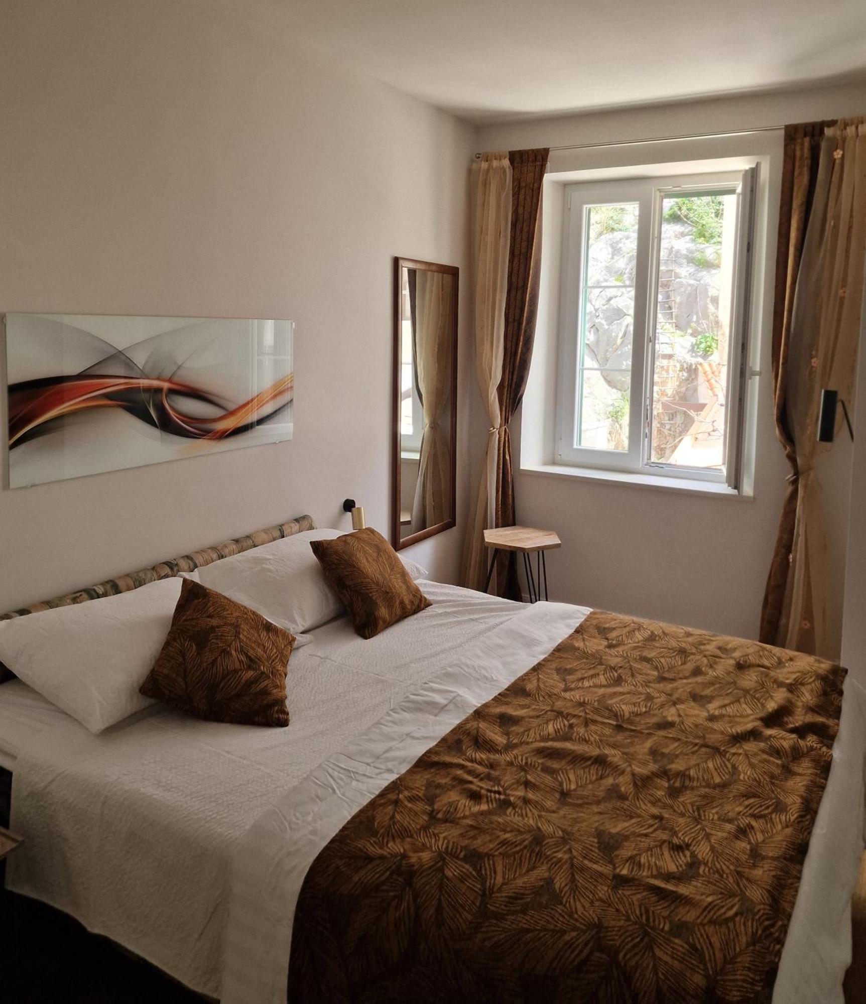 Apartman Dominovic Omiš Exterior foto
