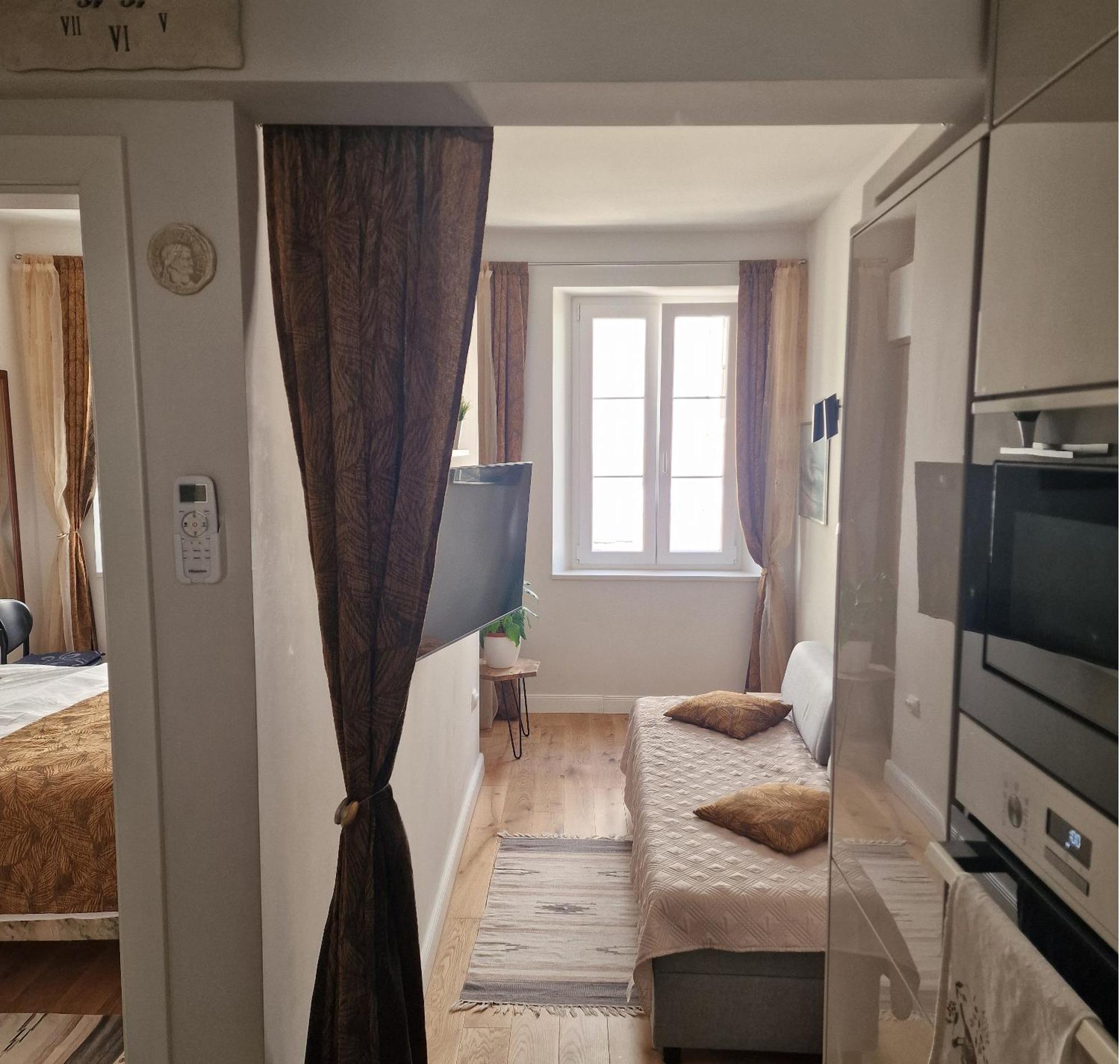 Apartman Dominovic Omiš Exterior foto