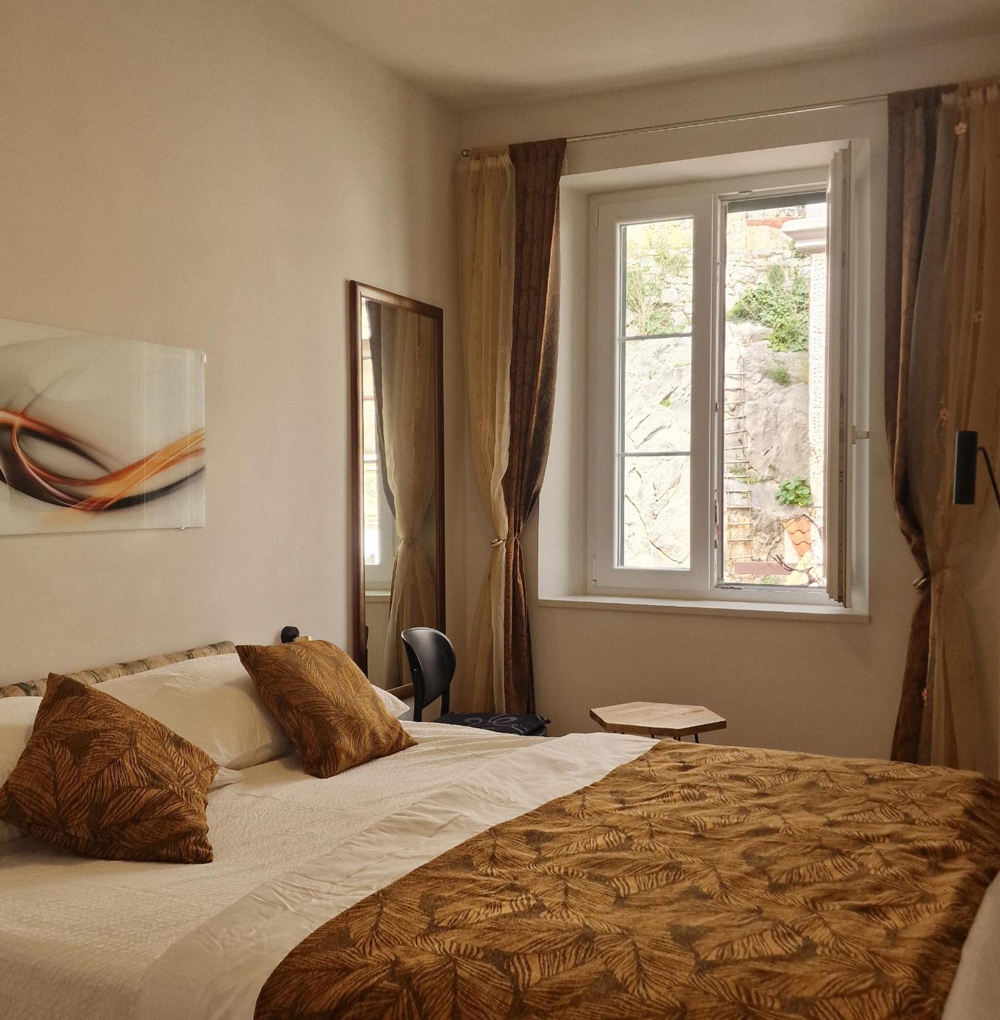 Apartman Dominovic Omiš Exterior foto